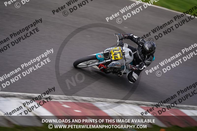 cadwell no limits trackday;cadwell park;cadwell park photographs;cadwell trackday photographs;enduro digital images;event digital images;eventdigitalimages;no limits trackdays;peter wileman photography;racing digital images;trackday digital images;trackday photos